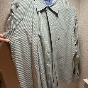 Nautica Men's Green Plaid Button Down Shirt